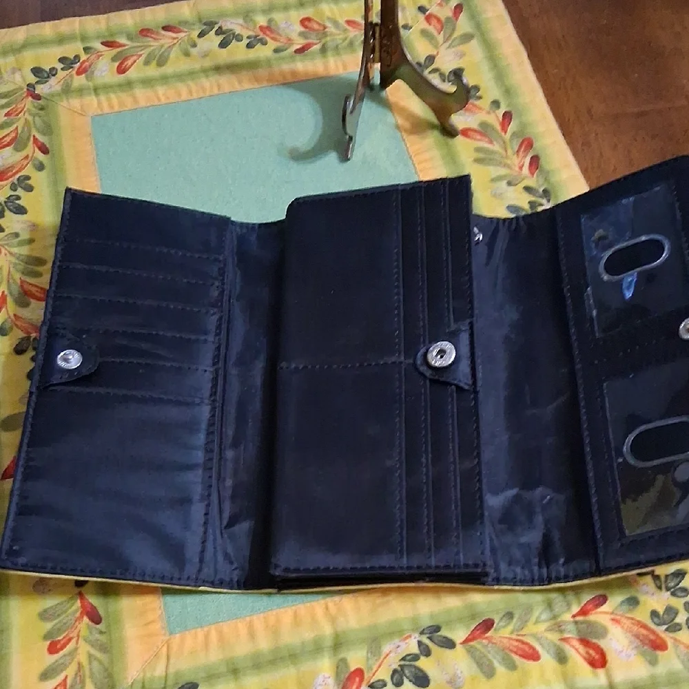 Yellow Textured Wallet - Picture 6 of 10